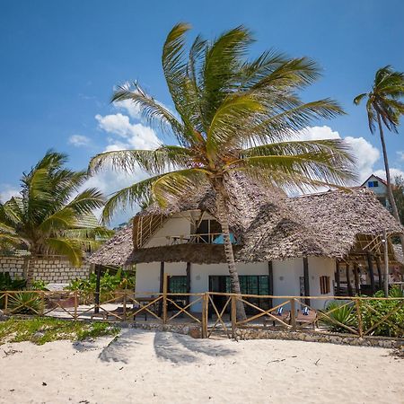 Beachfront Villa Patti Zanzibarhouses Кивенгва Экстерьер фото