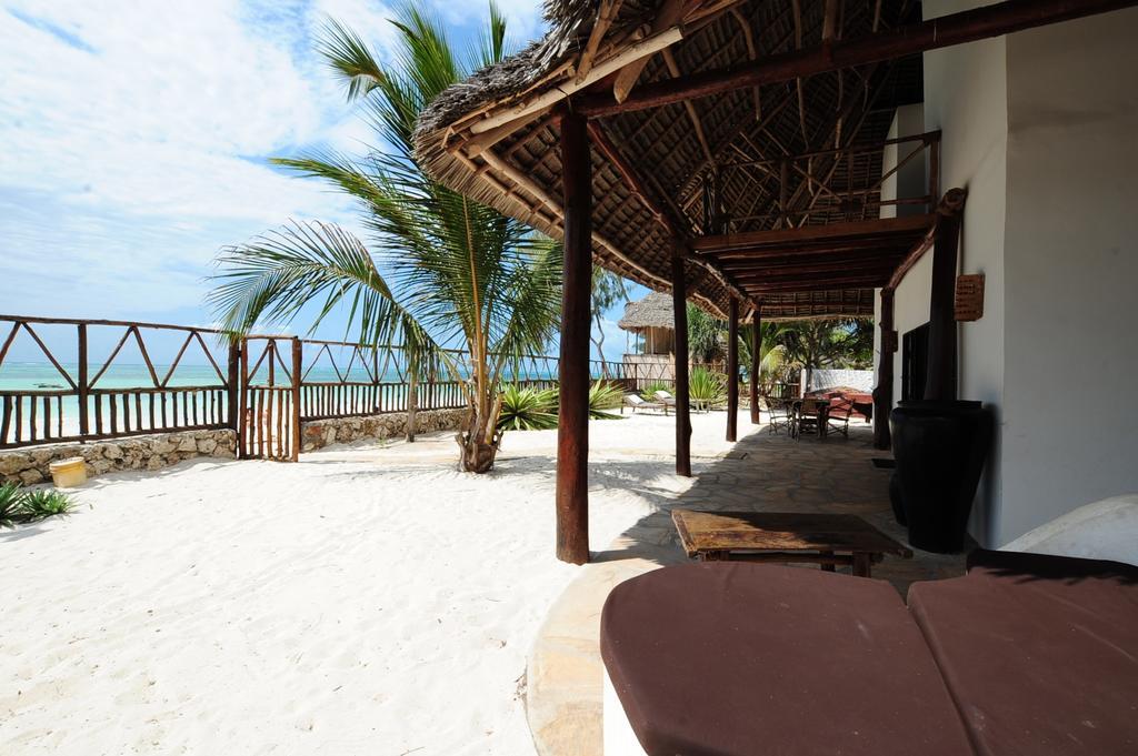 Beachfront Villa Patti Zanzibarhouses Кивенгва Экстерьер фото